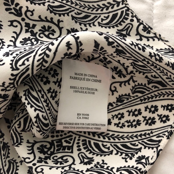 GUC Theory Silk Paisley Print Sleeveless Blouse - Picture 8 of 8